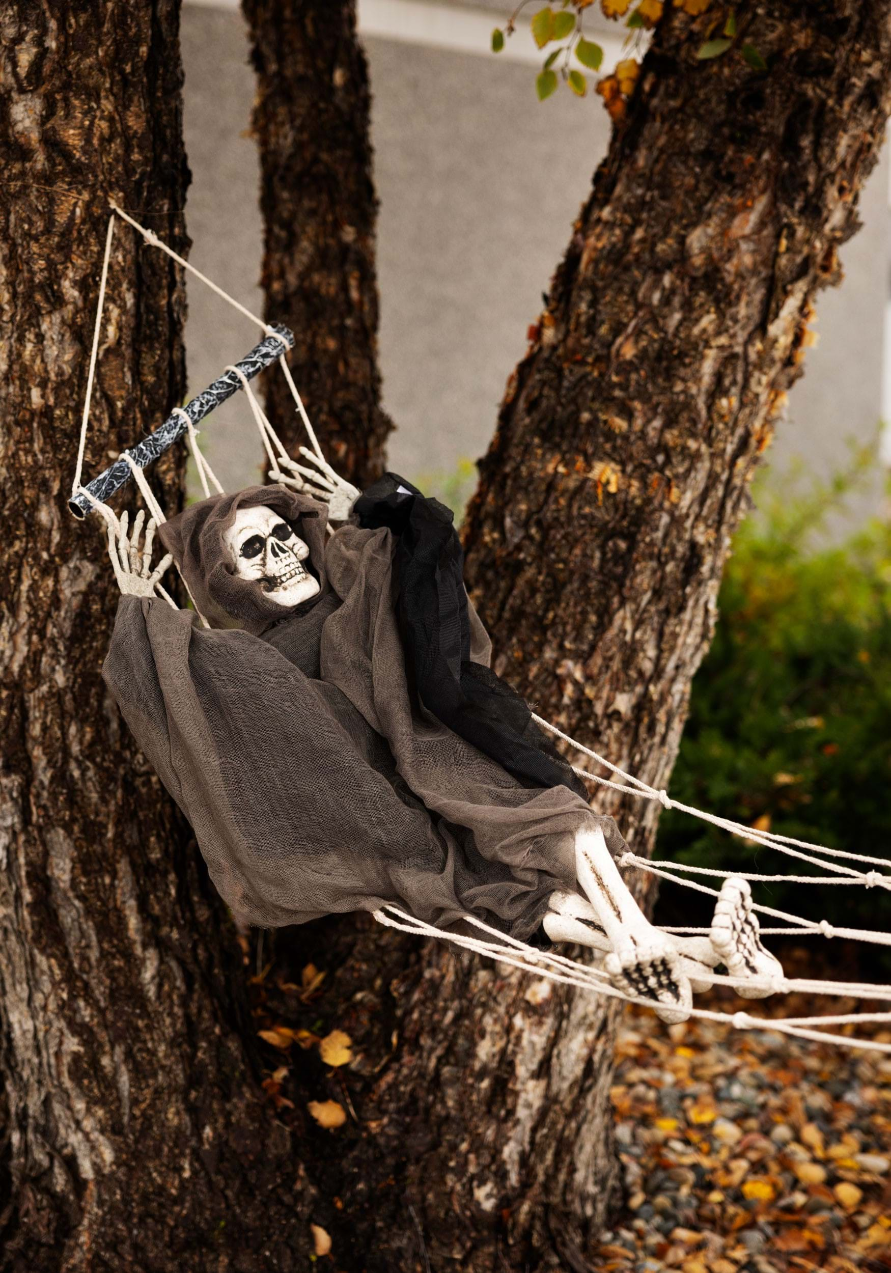 64-Inch Lazy Bones Hammock Reaper Prop Decoration | Skeleton Decorations