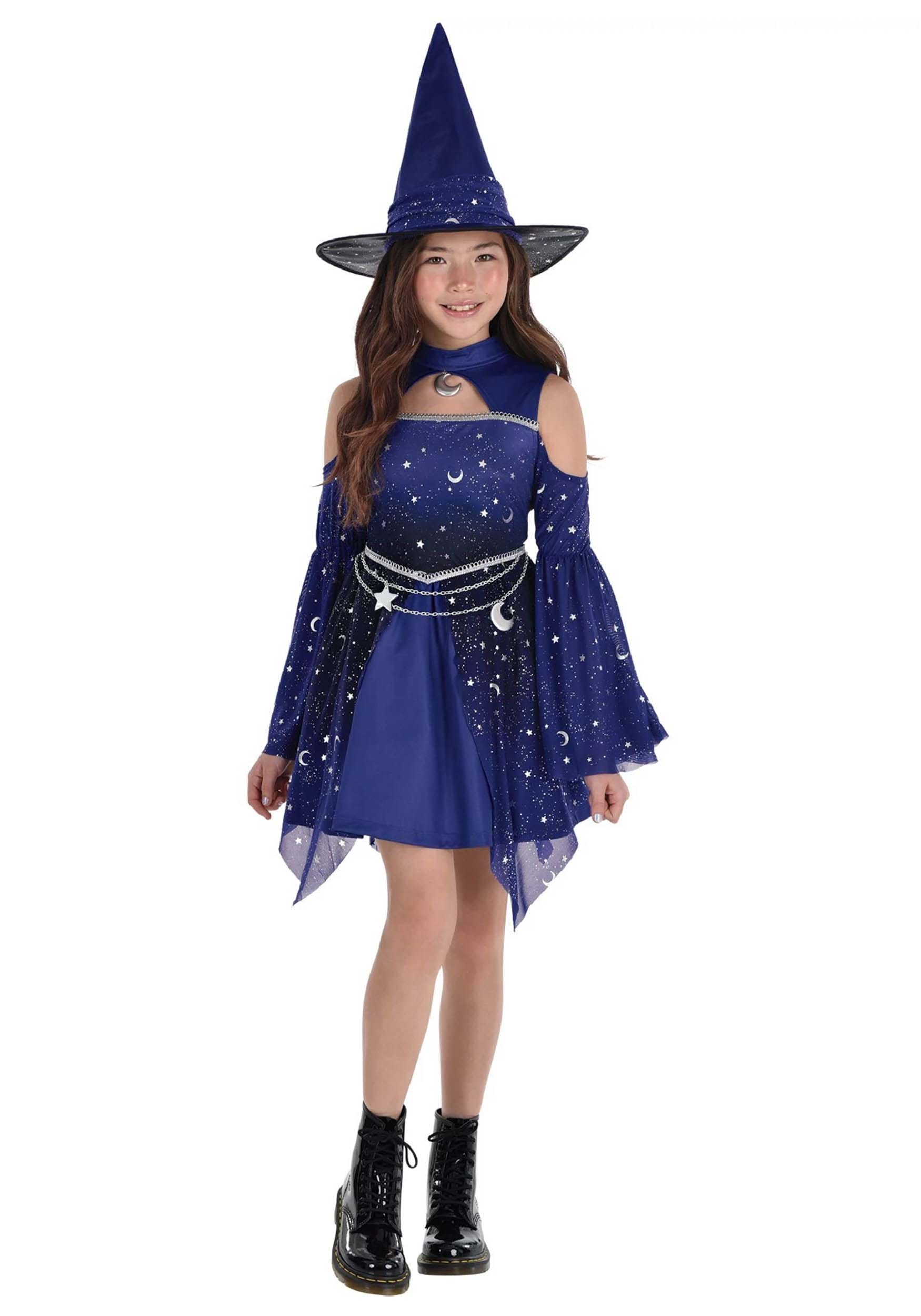 Moonlight Blue Witch Girl
